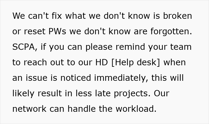 IT Worker Takes Down Buffoon Accountant With Clever Plan, Says "Network's Down" Right Back At Her IT Worker Takes Down Buffoon Accountant With Clever Plan, Says "Network's Down" Right Back At Her