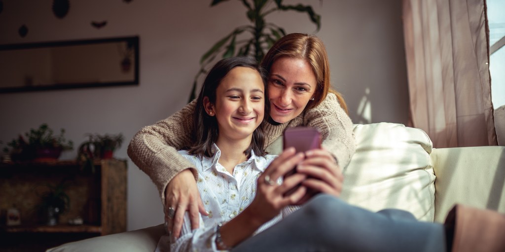 5 things parents should know before kids get their first phone