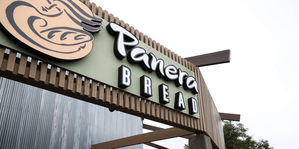 Panera now displaying warning about its caffeinated lemonade in all stores after lawsuit over customer's death Panera now displaying warning about its caffeinated lemonade in all stores after lawsuit over customer's death