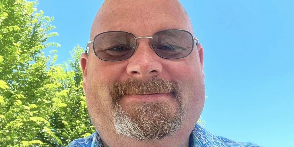 Dad to a Maine shooting victim says learning his son died a hero 'made it worse' Dad to a Maine shooting victim says learning his son died a hero 'made it worse'