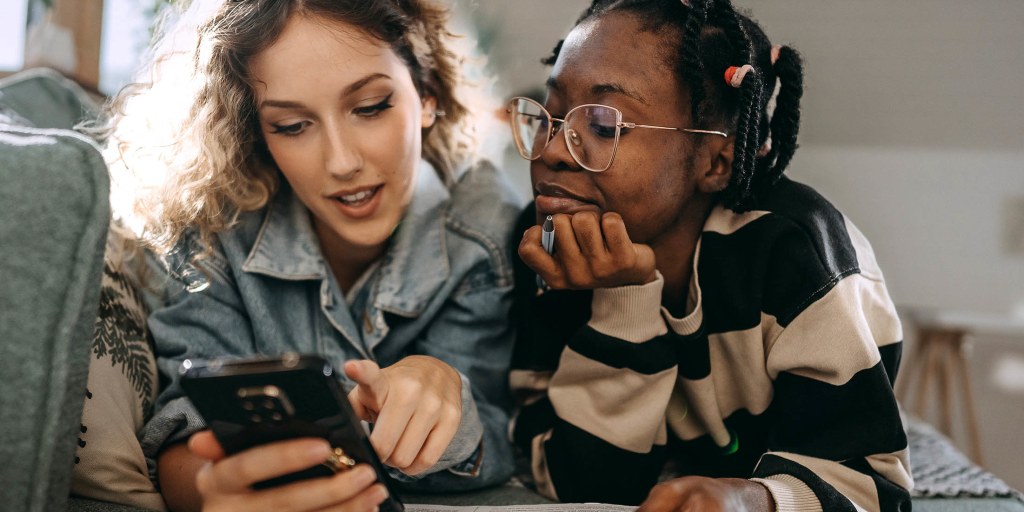 A resource guide for parents on kids and social media A resource guide for parents on kids and social media