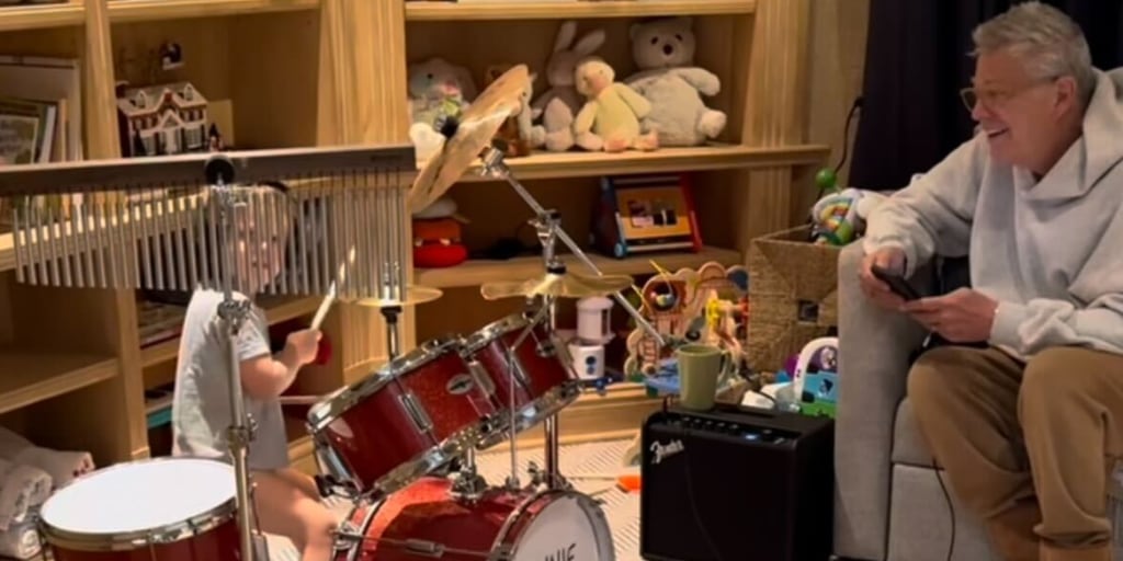 Katharine McPhee and David Foster's 2-year-old son shows off 'insane' drums performance — and the internet is buzzing Katharine McPhee and David Foster's 2-year-old son shows off 'insane' drums performance — and the internet is buzzing