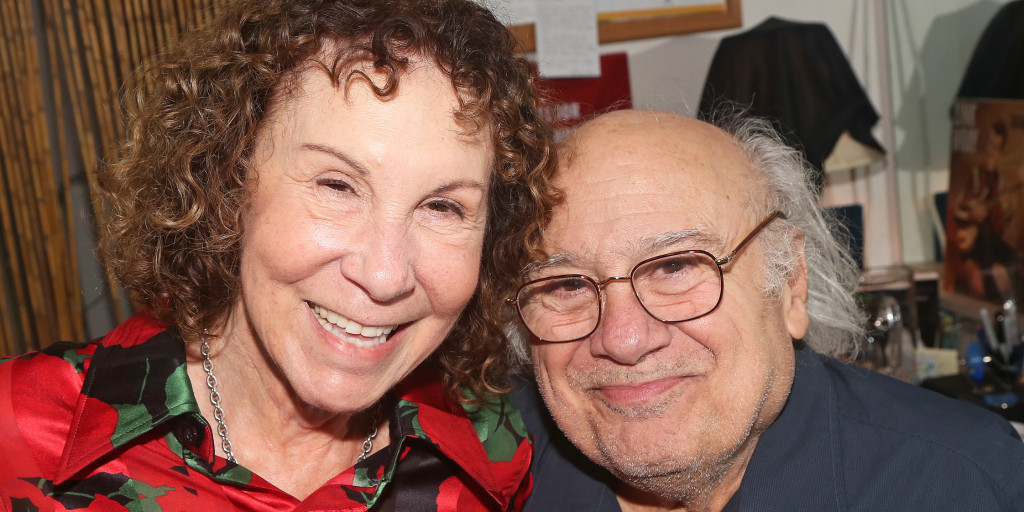 Danny DeVito and Rhea Perlman's daughter is pregnant, makes rare appearance with mom Danny DeVito and Rhea Perlman's daughter is pregnant, makes rare appearance with mom
