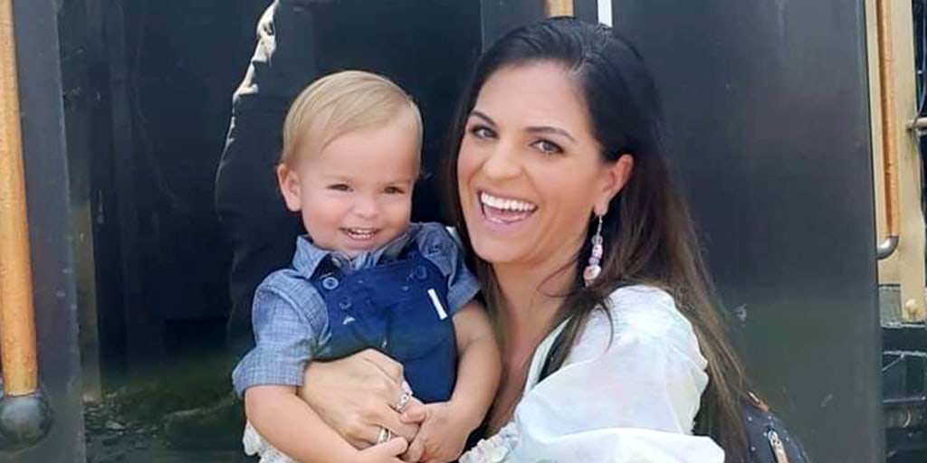 Single mom says she was 'traumatized' after airport police question her about child trafficking Single mom says she was 'traumatized' after airport police question her about child trafficking