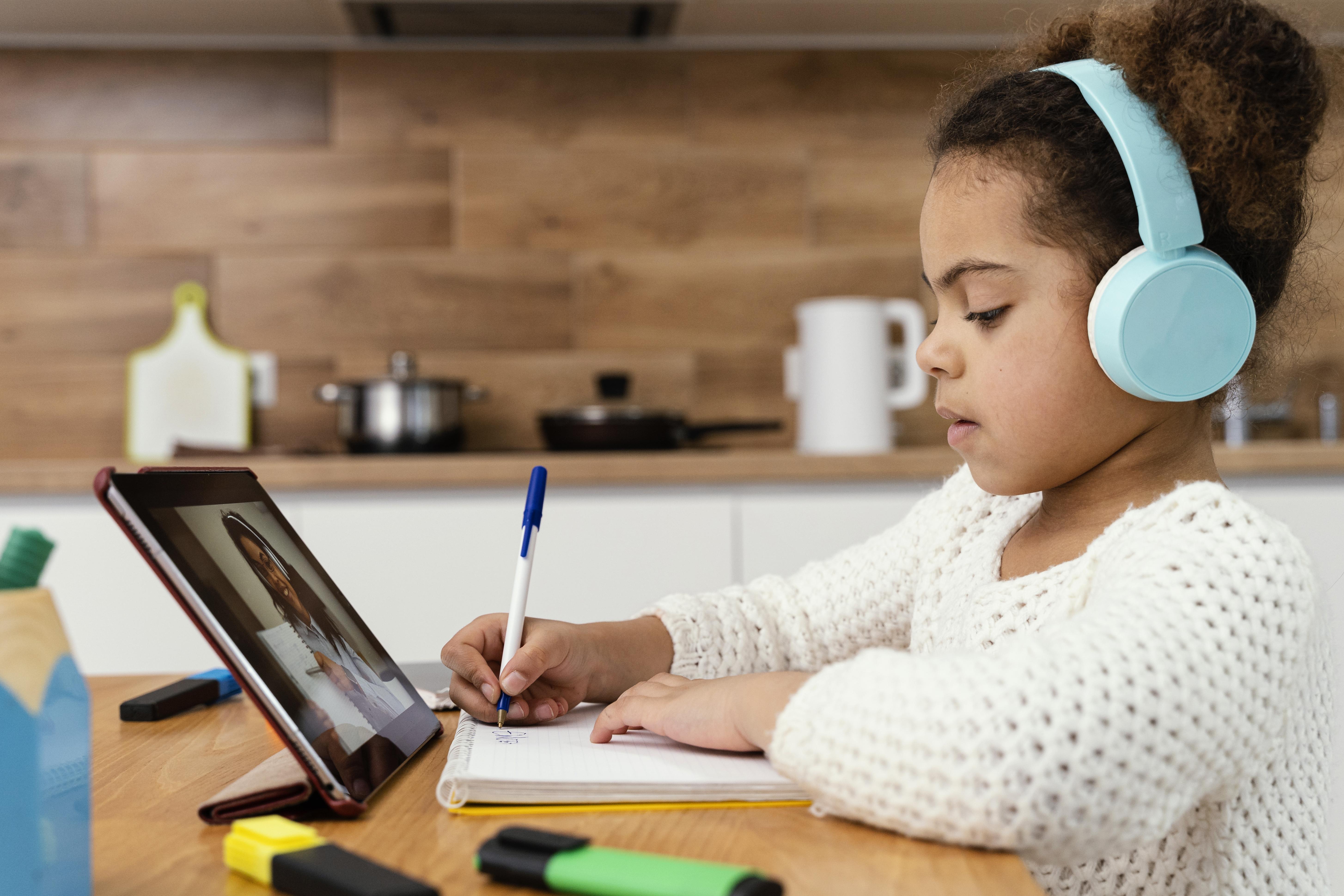 7 tips de autoprotección en internet para niños de primaria